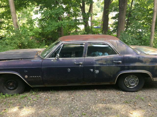 1965 Chevrolet Impala 4-door - photo 2
