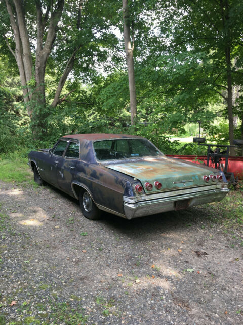 1965 Chevrolet Impala 4-door - photo 3