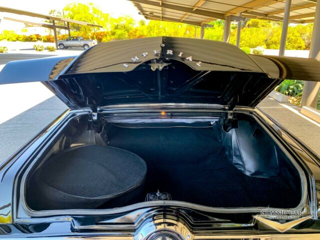 1965 Chrysler Imperial Convertible - photo 9