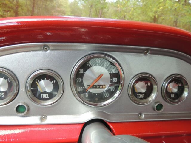 1965 International Harvester 1300D - photo 12