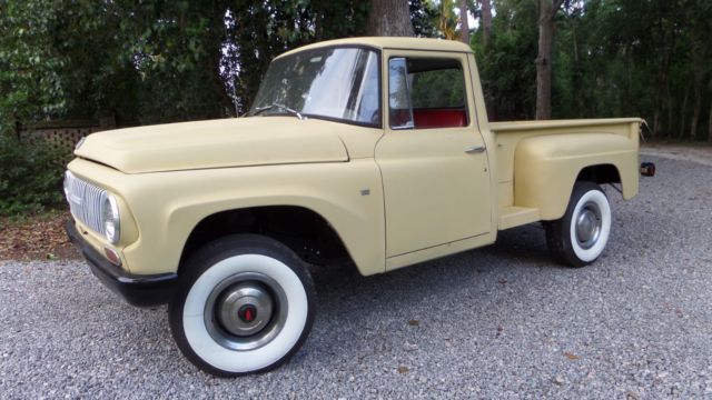 1965 INTERNATIONAL HARVESTER PICK UP WITH 4WD 1965 INTERNATIONAL HARVESTER 4WD PICK UP 2 DOOR
