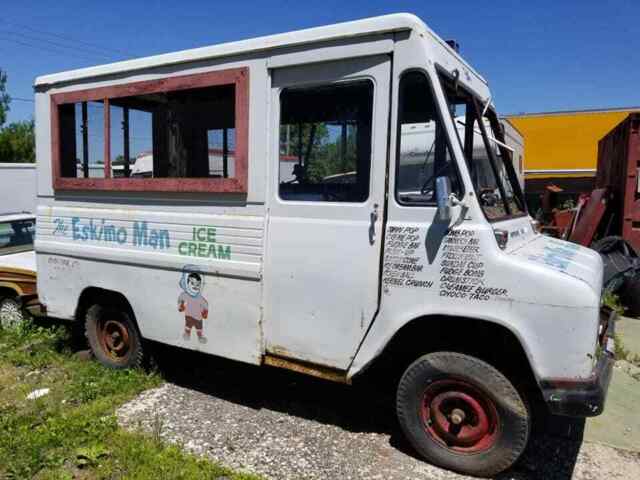 1965 International M1100 Vintage Ice Cream Truck Step Van Stepvan IH Metro 1965 International Harvester M1100