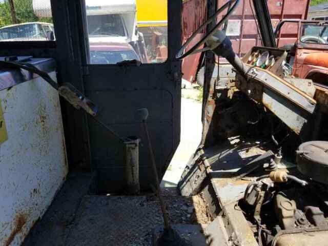 1965 International Harvester M1100 - photo 13