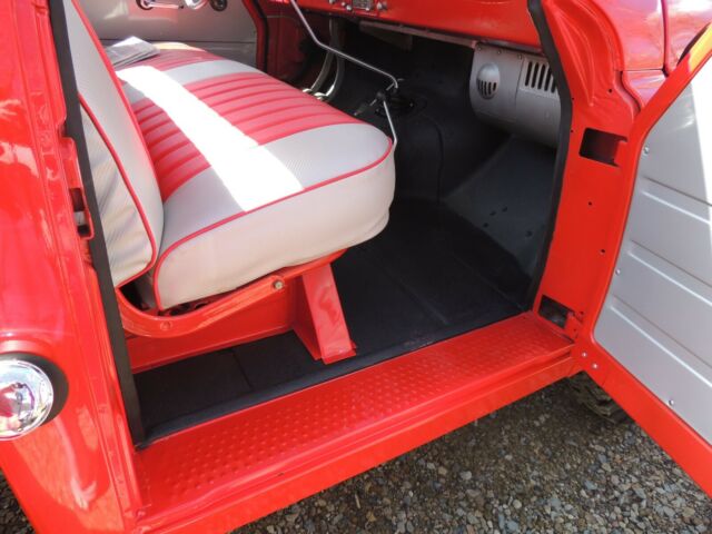 1965 International Harvester 1300D - photo 12