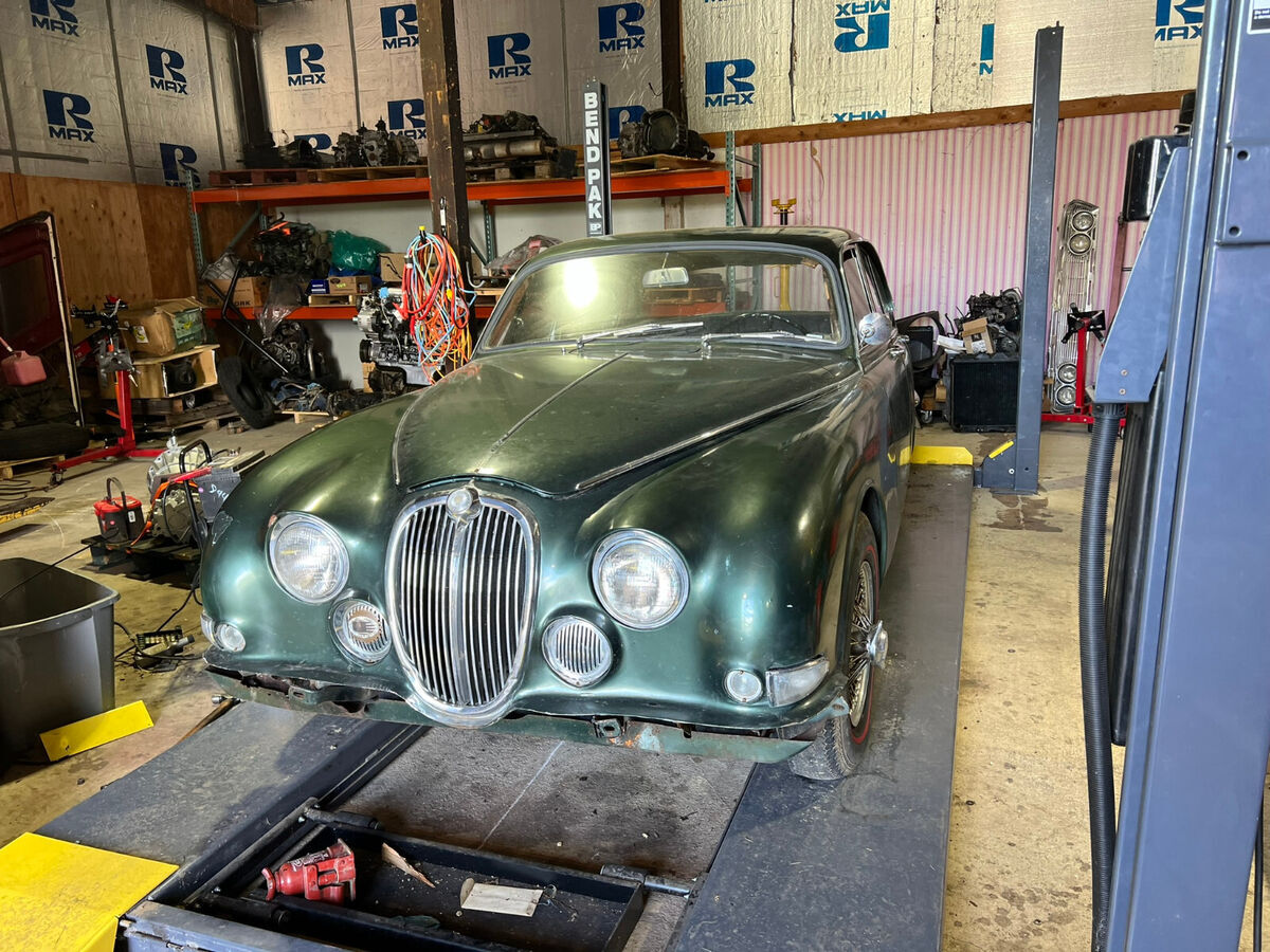 1965 Jaguar 3.8S MK2 - photo 2