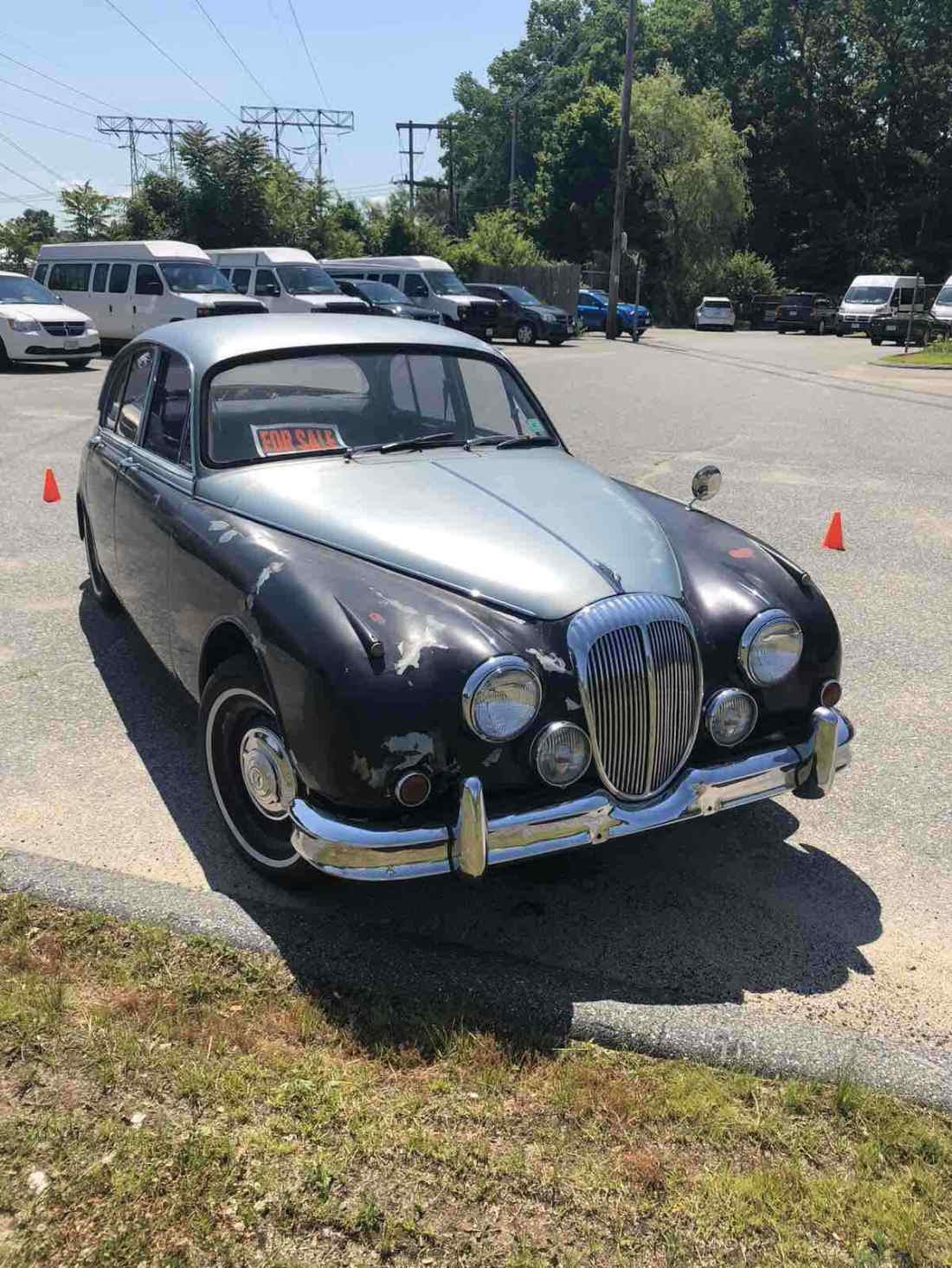 1965 Jaguar daimler v8 sedan Sedan Blue RWD Automatic v8 1965 Jaguar daimler v8 sedan v8