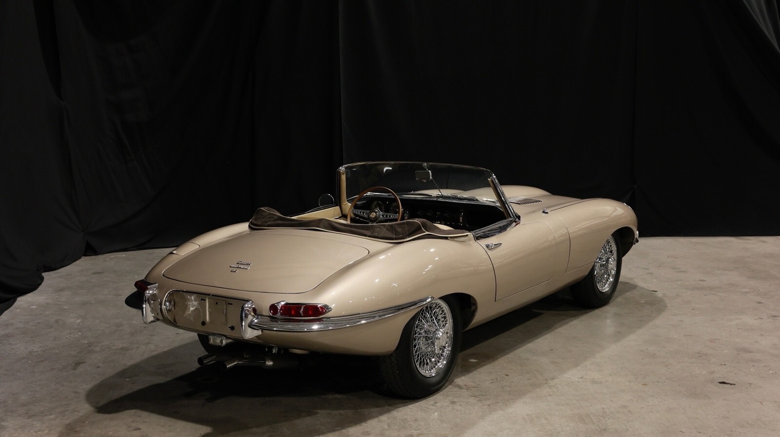 1965 Jaguar E Type 4.2 - photo 7