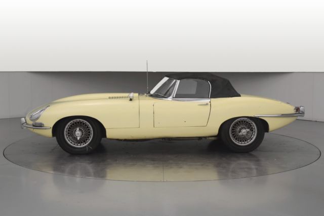 1965 Jaguar E-Type ROADSTER - photo 5