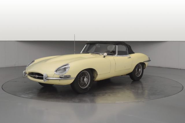 1965 Jaguar E-Type ROADSTER - photo 6