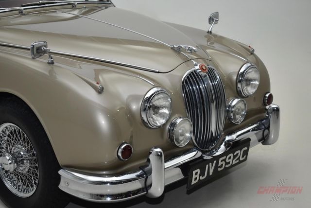 1965 Jaguar Mark 2 Sedan - photo 11