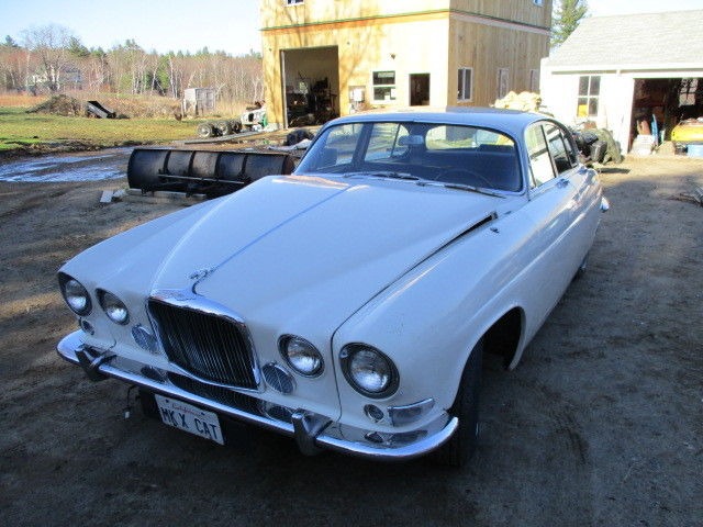 1965 Jaguar Mark X Base - photo 2