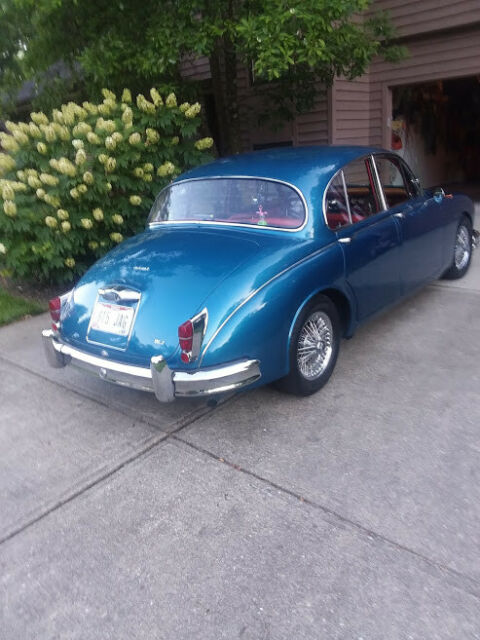 1965 Jaguar Mk2 4 door - photo 6