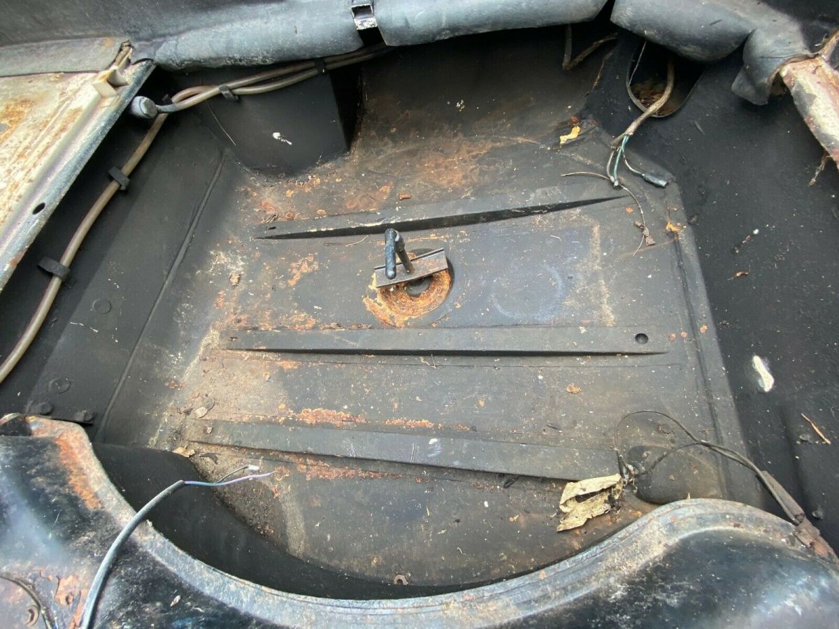 1965 Jaguar E-Type - photo 12