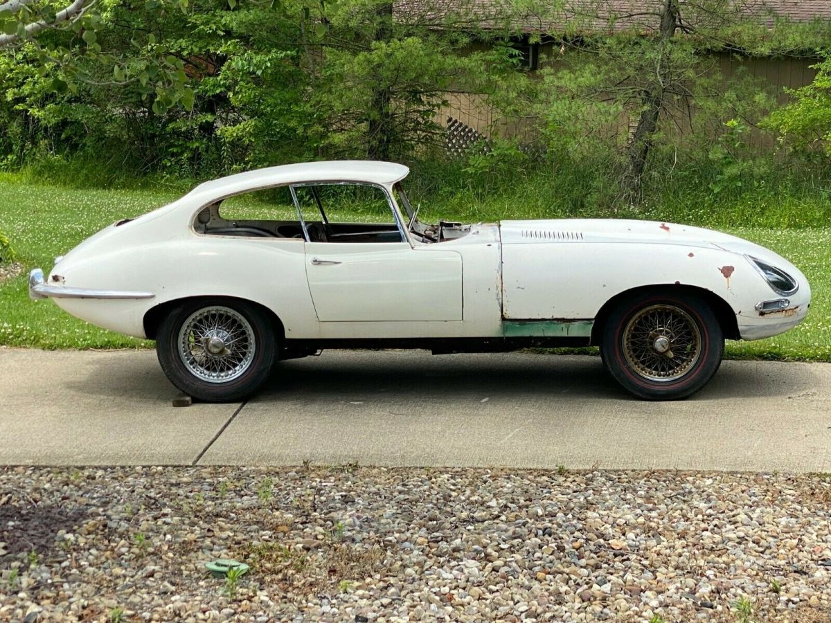 1965 Jaguar E-Type - photo 2