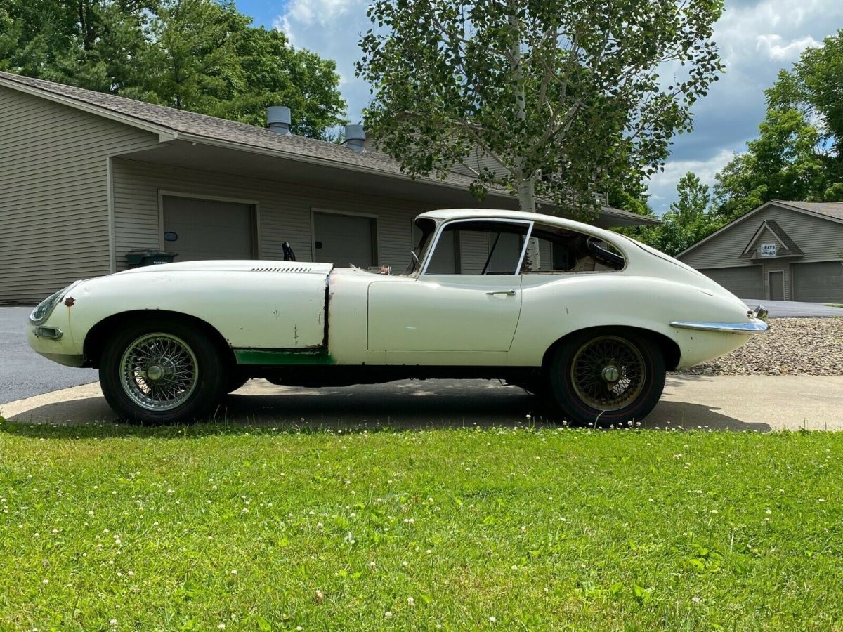 1965 Jaguar E-Type - photo 3