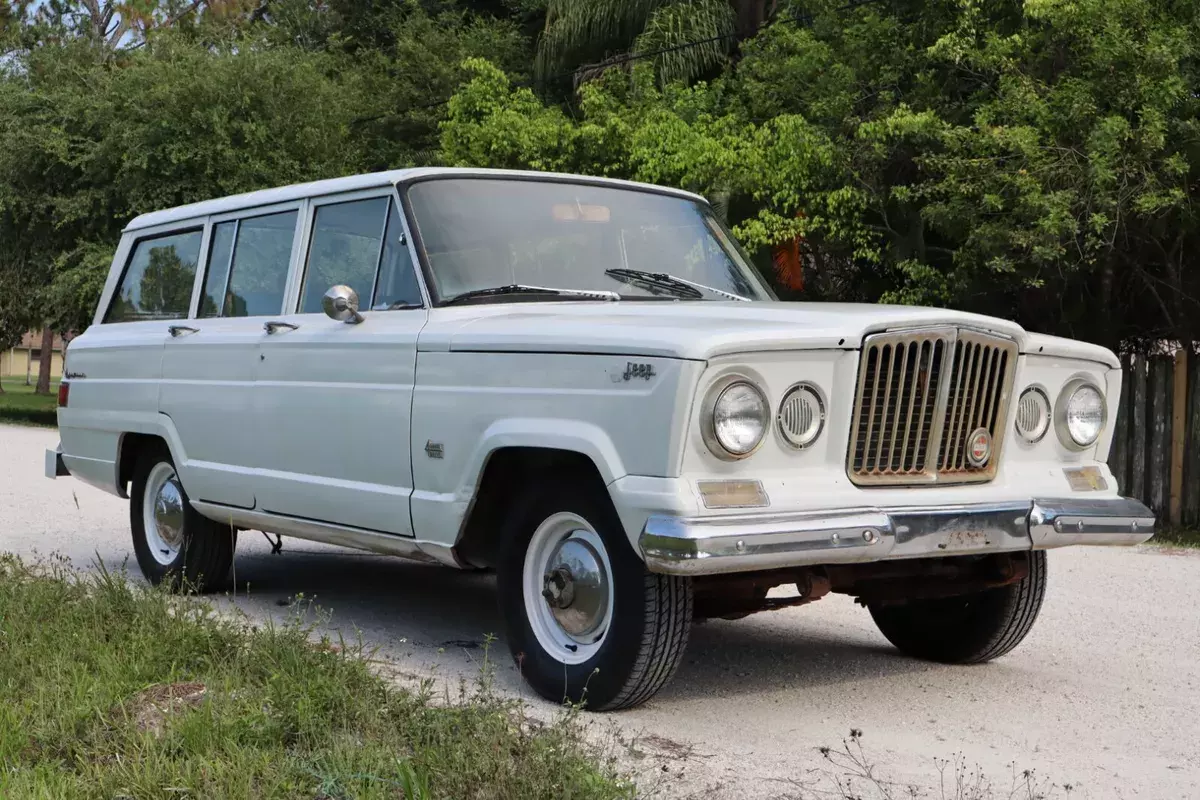 1965 jeep wagoneer 4x4 4 speed manual transmission 1965 Jeep Wagoneer