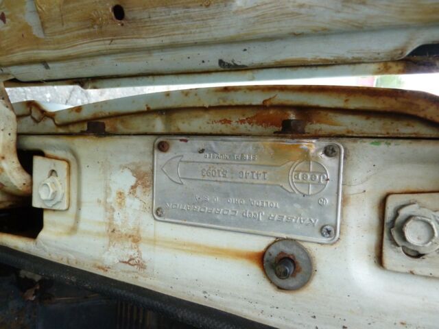 1965 Jeep Wagoneer - photo 4