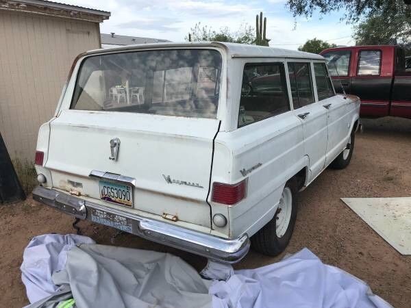 1965 Jeep Wagoneer - photo 4