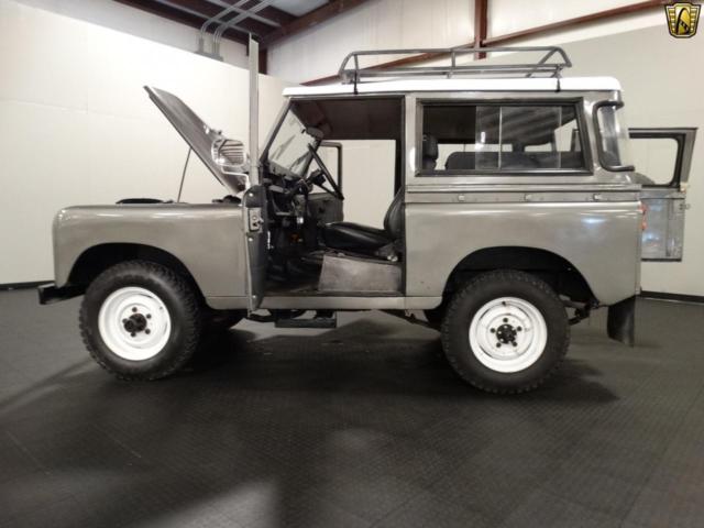 1965 Land Rover Santana - photo 12