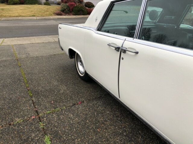 1965 Lincoln Continental - photo 3