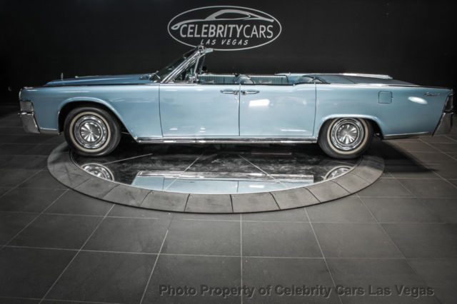 1965 Lincoln Continental - photo 2