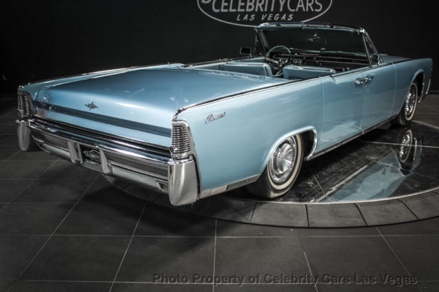 1965 Lincoln Continental - photo 6