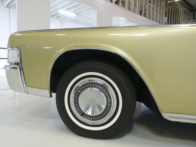 1965 Lincoln Continental Convertible - photo 6