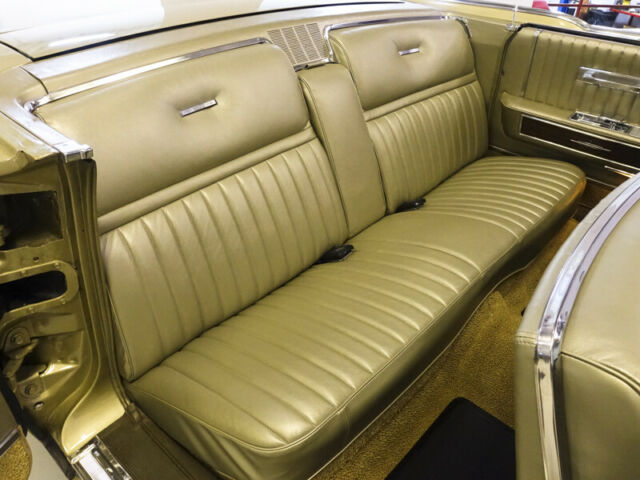 1965 Lincoln Continental Convertible - photo 9
