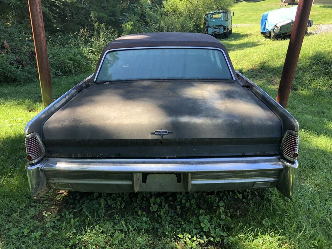 1965 Lincoln Continental - photo 2