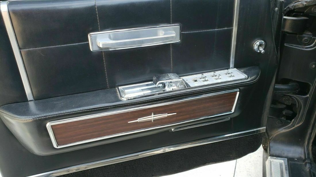 1965 Lincoln Continental - photo 9