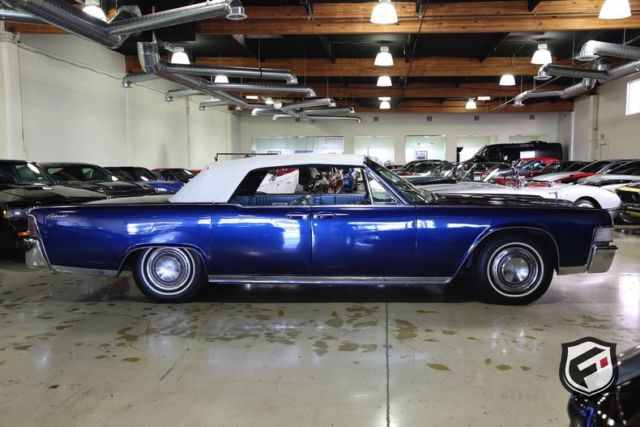 1965 Lincoln Continental Convertible - photo 2