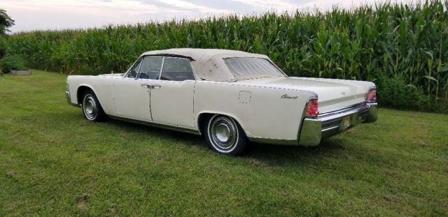 1965 Lincoln Continental Convertible - photo 13