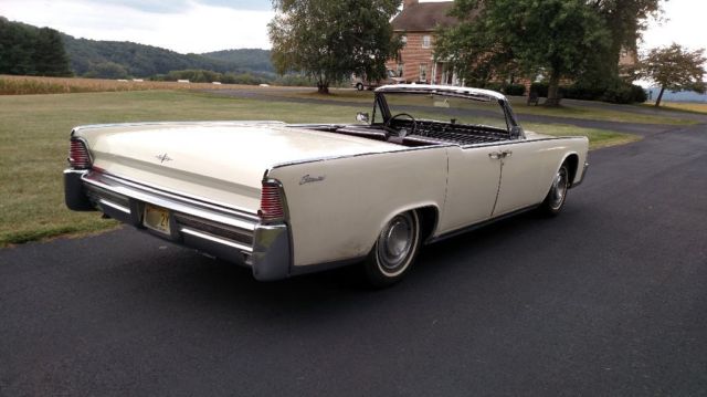 1965 Lincoln Continental Convertible - photo 3