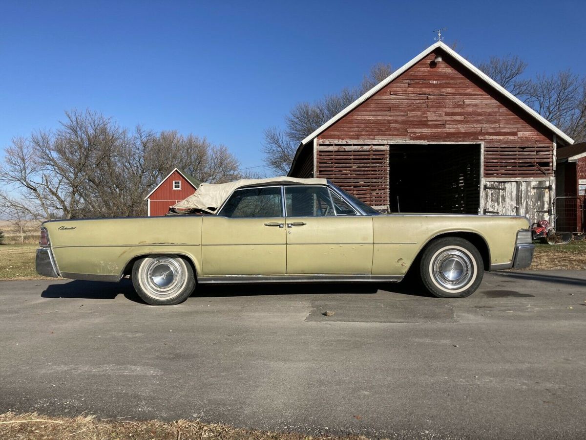 1965 Lincoln Continental - photo 3