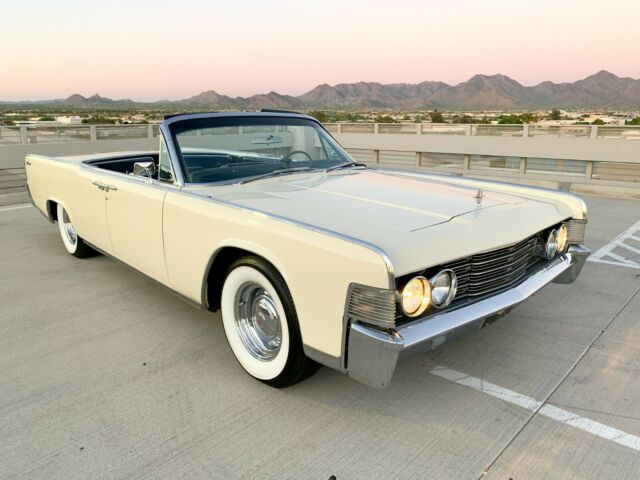 1965 Lincoln Continental Convertible - photo 10