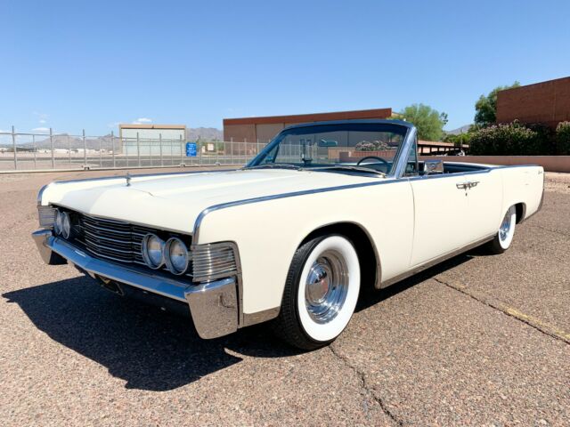 1965 Lincoln Continental Convertible - photo 2