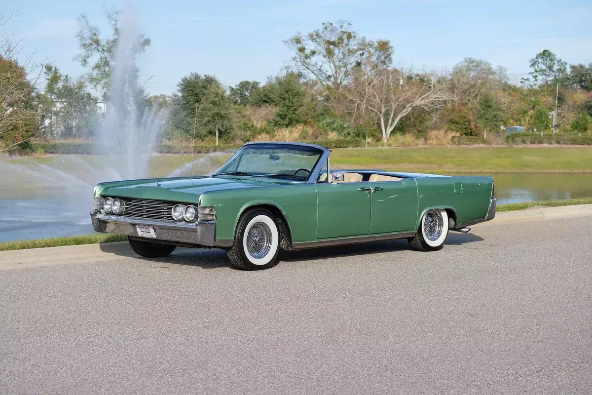 1965 Lincoln Continental Convertible Green 1965 Lincoln Continental Convertible