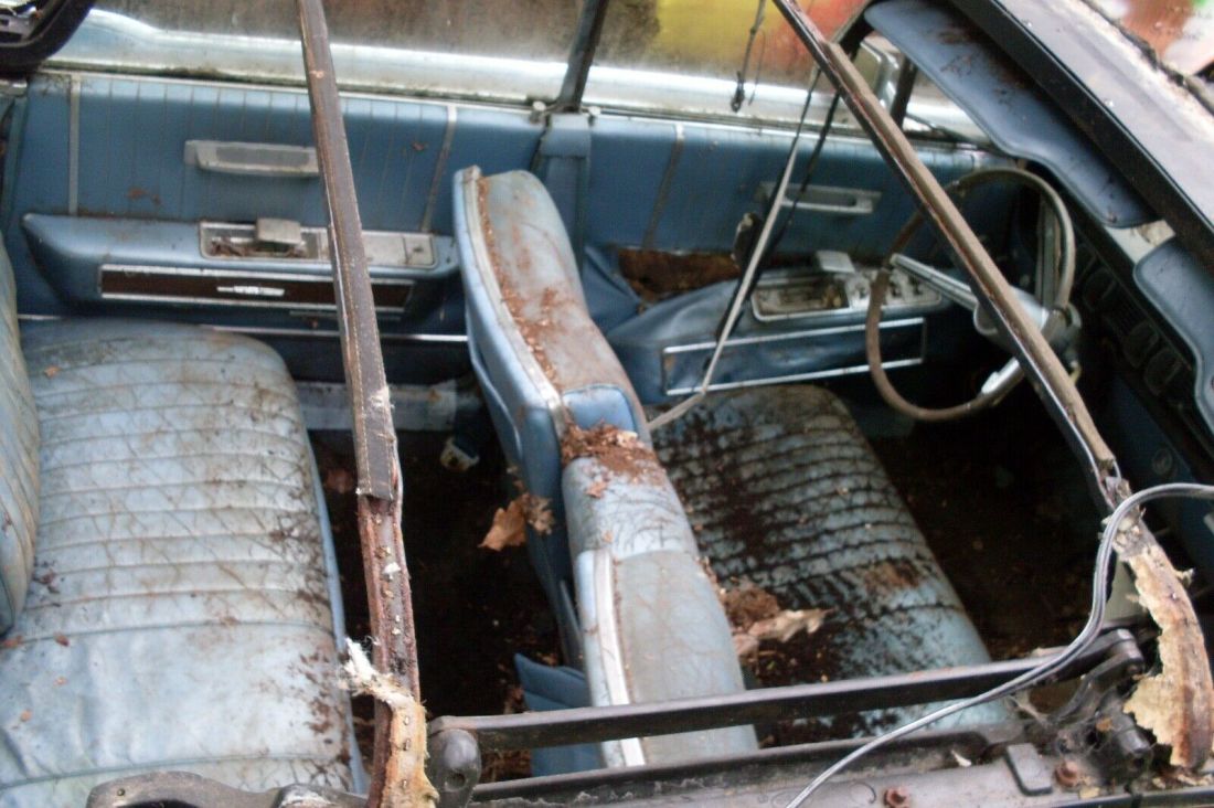 1966 Lincoln Continental suicide doors - photo 3
