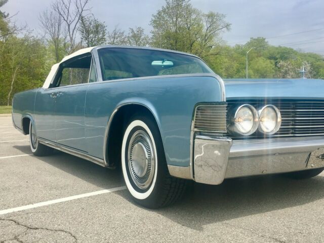 1965 Lincoln Continental CONTINENTAL CONVERTIBLE - photo 6