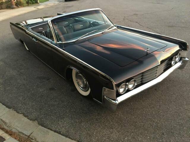 1965 Lincoln Continental Convertible - photo 10