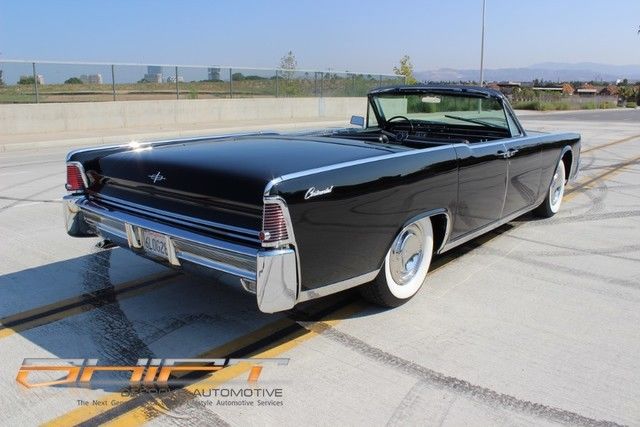 1965 Lincoln Continental Convertible - photo 4