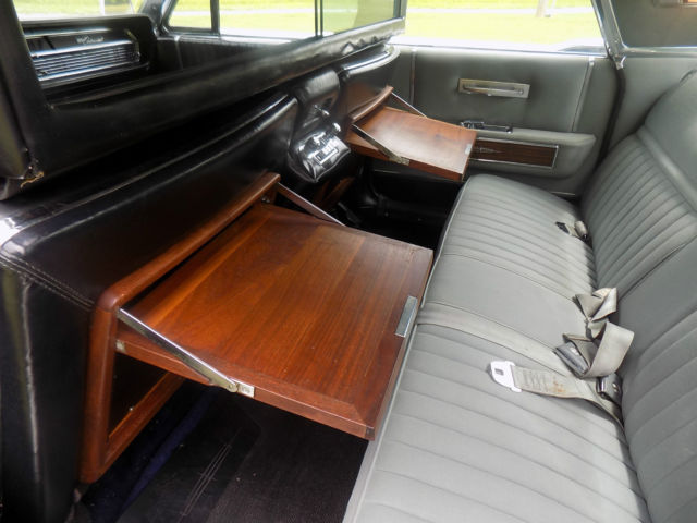 1965 Lincoln Continental Lehmann Peterson Limousine - photo 6