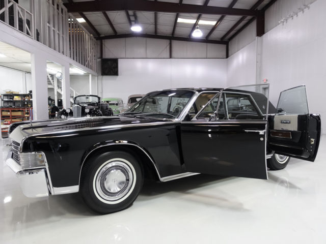 1965 Lincoln Continental Sedan