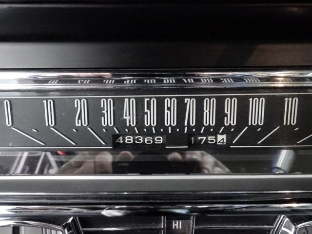 1965 Lincoln Continental Sedan - photo 11