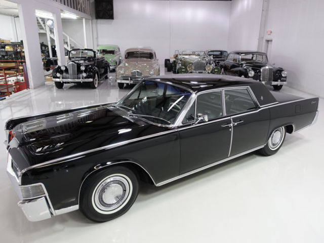 1965 Lincoln Continental Sedan - photo 5
