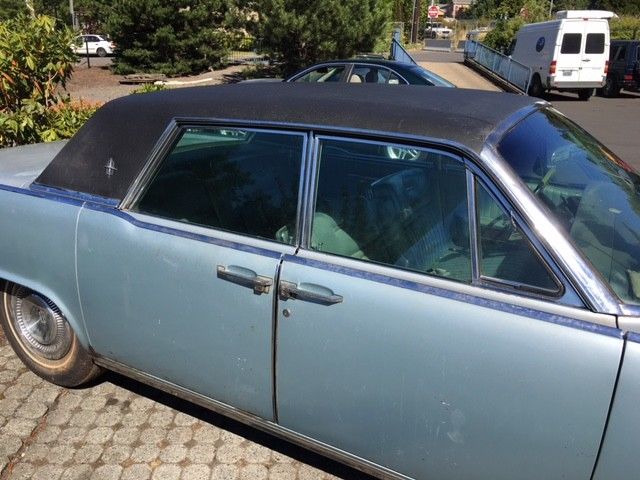 1965 Lincoln Continental Sedan - photo 3