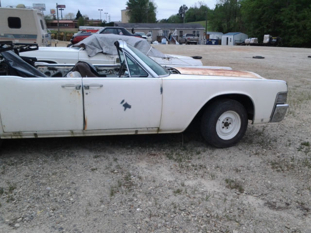 1965 Lincoln Continental - photo 2