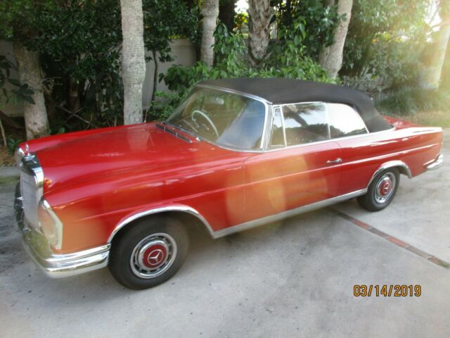 1965 Mercedes-Benz 200-Series - photo 2