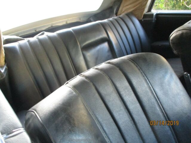 1965 Mercedes-Benz 200-Series - photo 8