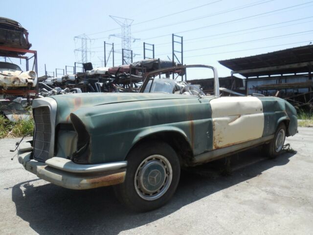 1965 Mercedes-Benz 200-Series 1965 Mercedes 220SE Convertible Project Car for Re - photo 2